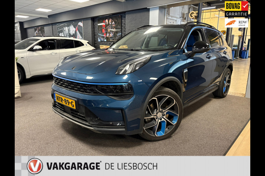 Lynk & Co 01 1.5 / pano / 360 camera / model 2023 / Infinity / navi /stoelverwarming