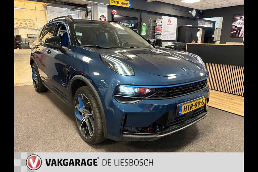 Lynk & Co 01 1.5 / pano / 360 camera / model 2023 / Infinity / navi /stoelverwarming