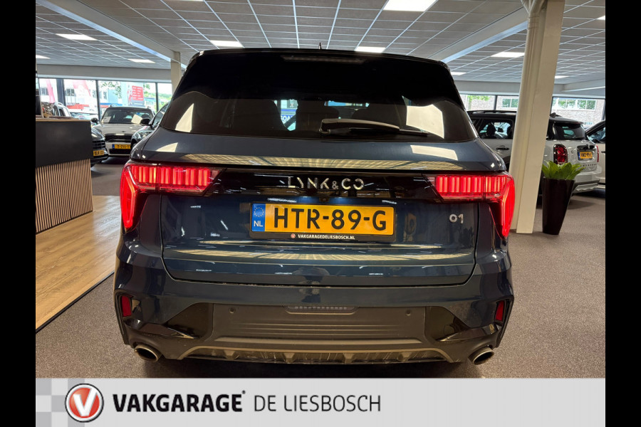 Lynk & Co 01 1.5 / pano / 360 camera / model 2023 / Infinity / navi /stoelverwarming