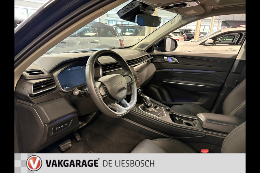 Lynk & Co 01 1.5 / pano / 360 camera / model 2023 / Infinity / navi /stoelverwarming