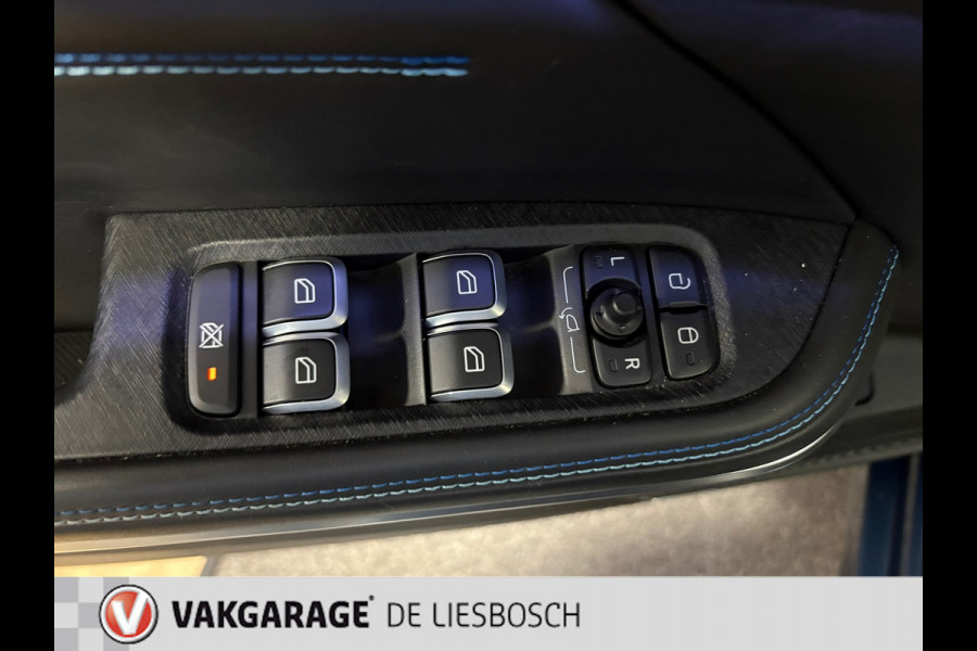 Lynk & Co 01 1.5 / pano / 360 camera / model 2023 / Infinity / navi /stoelverwarming