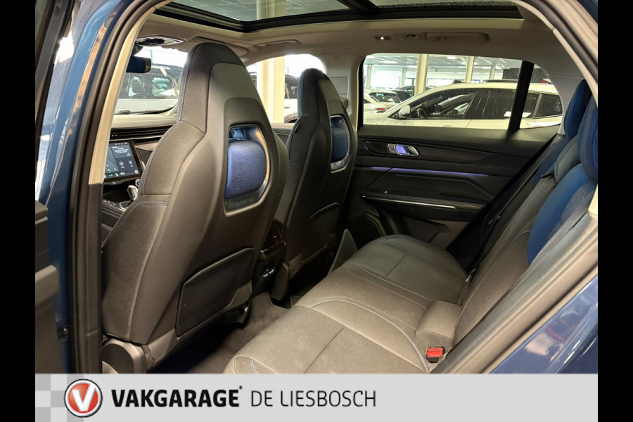 Lynk & Co 01 1.5 / pano / 360 camera / model 2023 / Infinity / navi /stoelverwarming