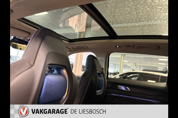 Lynk & Co 01 1.5 / pano / 360 camera / model 2023 / Infinity / navi /stoelverwarming