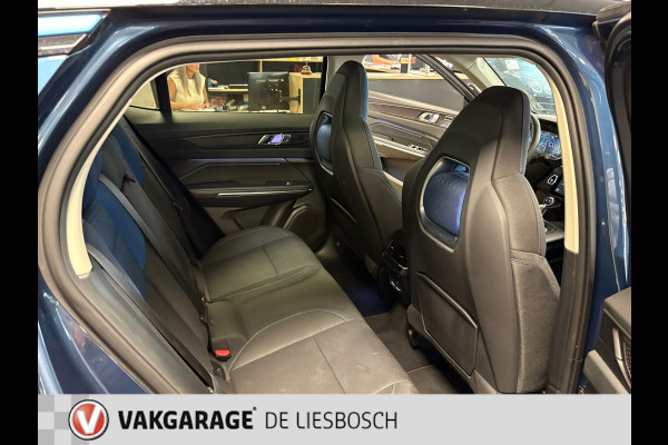 Lynk & Co 01 1.5 / pano / 360 camera / model 2023 / Infinity / navi /stoelverwarming