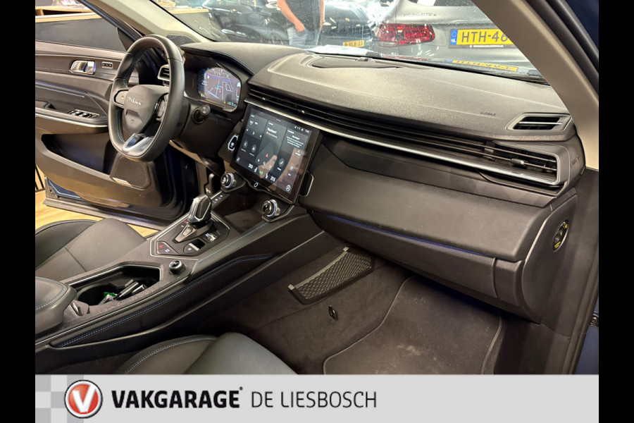 Lynk & Co 01 1.5 / pano / 360 camera / model 2023 / Infinity / navi /stoelverwarming