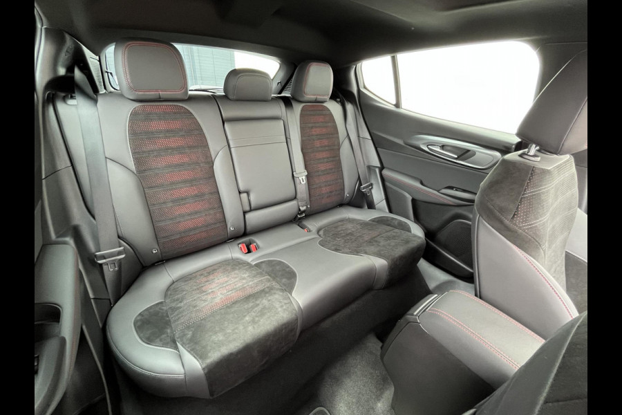 Alfa Romeo Tonale 1.5T Hybrid 160 pk Veloce | Panoramadak | El.achterklep | Veel optie's | Prijs is rijklaar