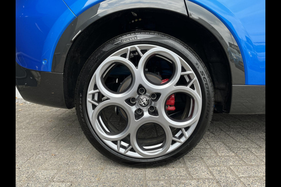 Alfa Romeo Tonale 1.5T Hybrid 160 pk Veloce | Panoramadak | El.achterklep | Veel optie's | Prijs is rijklaar