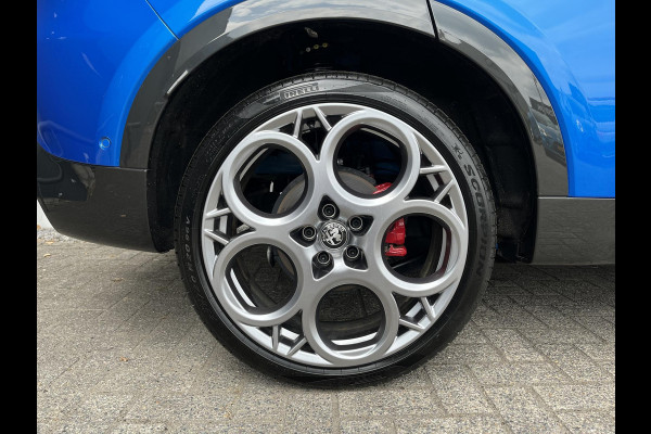 Alfa Romeo Tonale 1.5T Hybrid 160 pk Veloce | Panoramadak | El.achterklep | Veel optie's | Prijs is rijklaar