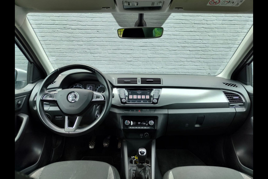 Škoda Fabia Combi 1.0 TSI Ecc Lmv Navigatie Led verl Trekhaak Pdc Cruise Control Business Edition