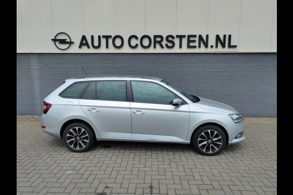 Škoda Fabia Combi 1.0 TSI Ecc Lmv Navigatie Led verl Trekhaak Pdc Cruise Control Business Edition