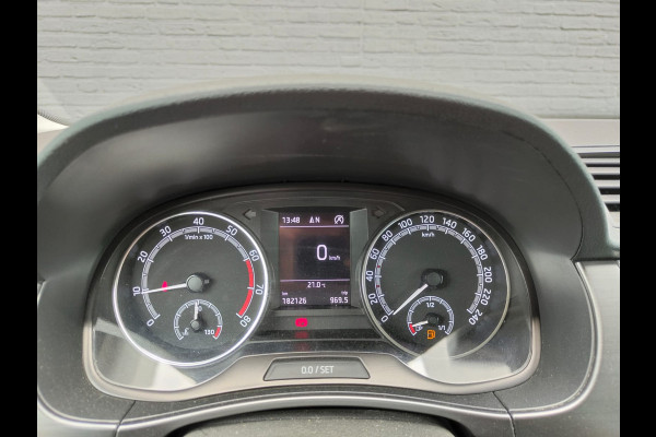 Škoda Fabia Combi 1.0 TSI Ecc Lmv Navigatie Led verl Trekhaak Pdc Cruise Control Business Edition