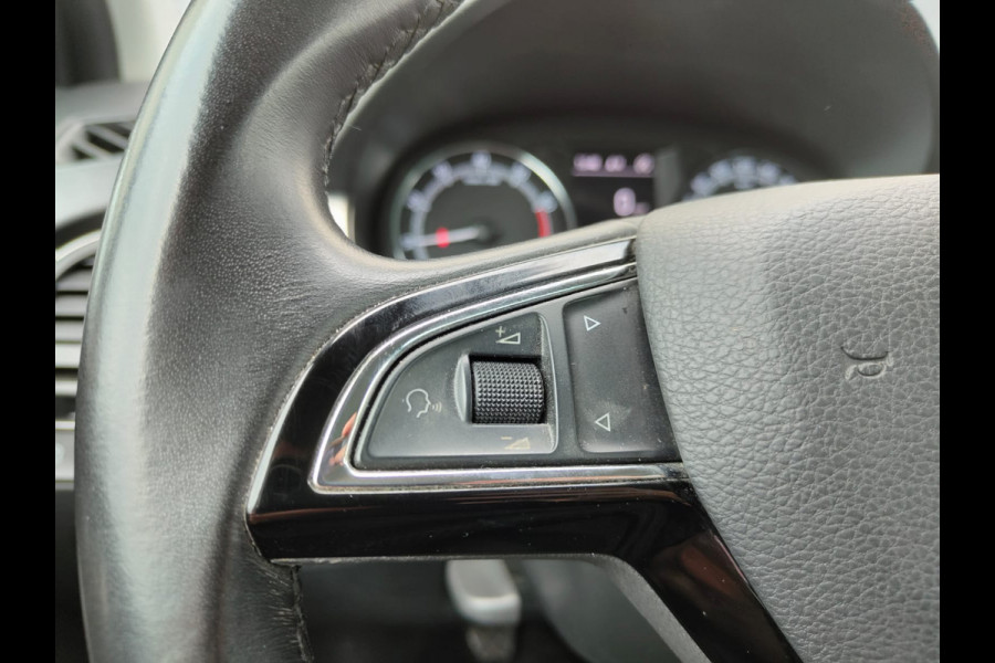 Škoda Fabia Combi 1.0 TSI Ecc Lmv Navigatie Led verl Trekhaak Pdc Cruise Control Business Edition