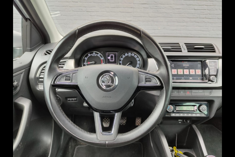 Škoda Fabia Combi 1.0 TSI Ecc Lmv Navigatie Led verl Trekhaak Pdc Cruise Control Business Edition