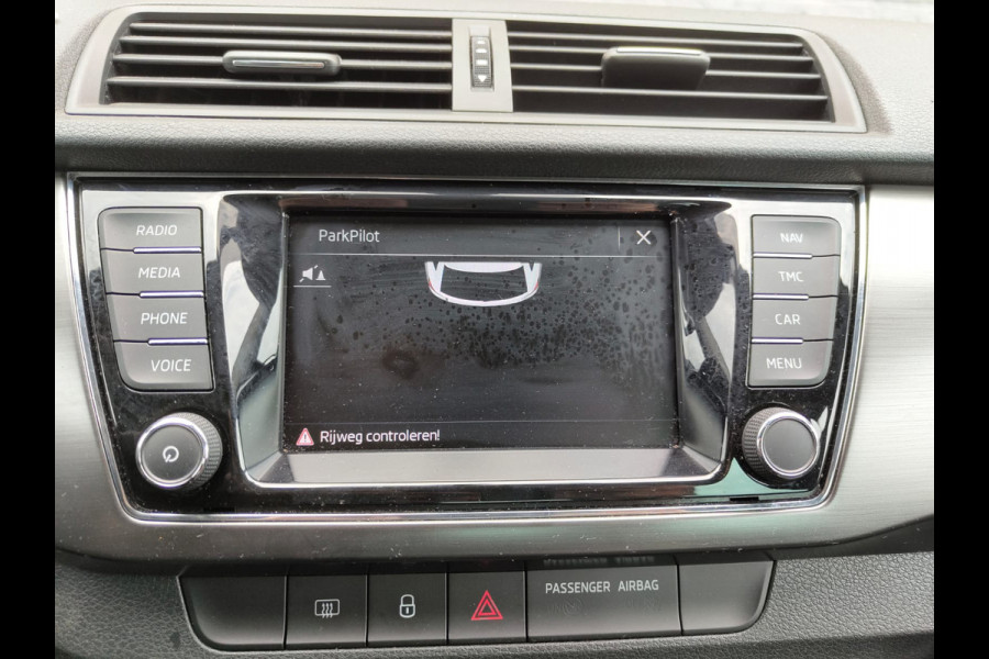 Škoda Fabia Combi 1.0 TSI Ecc Lmv Navigatie Led verl Trekhaak Pdc Cruise Control Business Edition