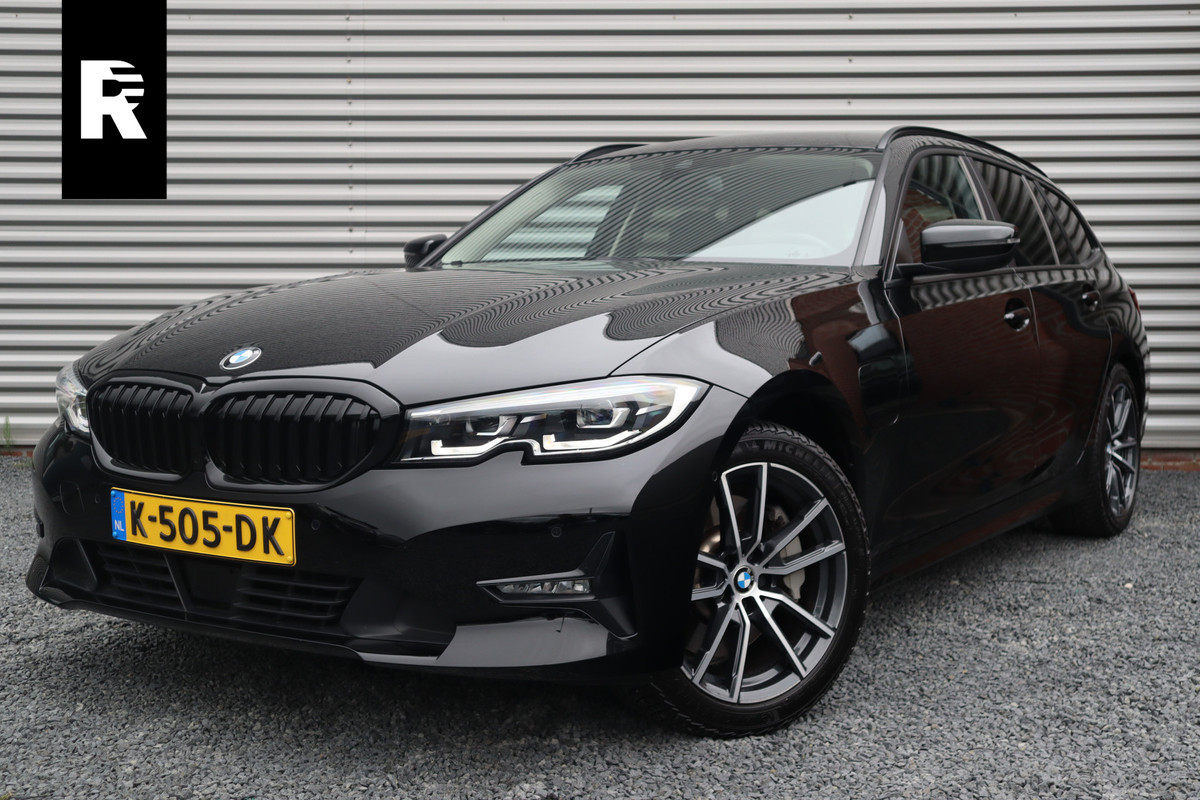 BMW 3 Serie Touring 330e eDrive Edition Leder / Adaptieve Cruise / Elec Stoelen / Stoel verwarm / 1e eigenaar / NL-Auto BMW 3 Serie Touring 330e eDrive Edition Leder / Adaptieve Cruise / Elec Stoelen / Stoel verwarm / 1e eigenaar / NL-Auto