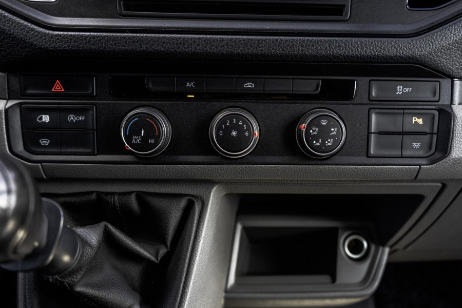 Volkswagen Crafter 35 TDI | L3H3 | HIGHLINE | LED | Camera | CarPlay | Navi | Cruise | Airco | PDC | Euro 6