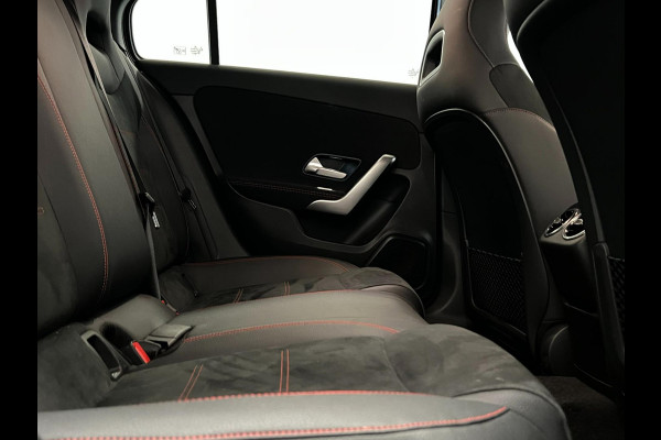 Mercedes-Benz A-Klasse 180 / AMG / BTW / NL-auto / Widescreen
