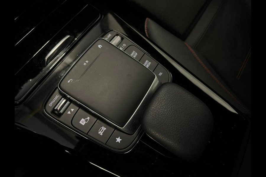 Mercedes-Benz A-Klasse 180 / AMG / BTW / NL-auto / Widescreen