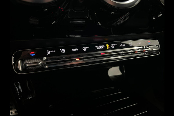 Mercedes-Benz A-Klasse 180 / AMG / BTW / NL-auto / Widescreen