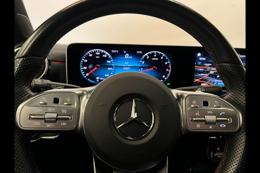 Mercedes-Benz A-Klasse 180 / AMG / Pano / NL-auto / Widescreen
