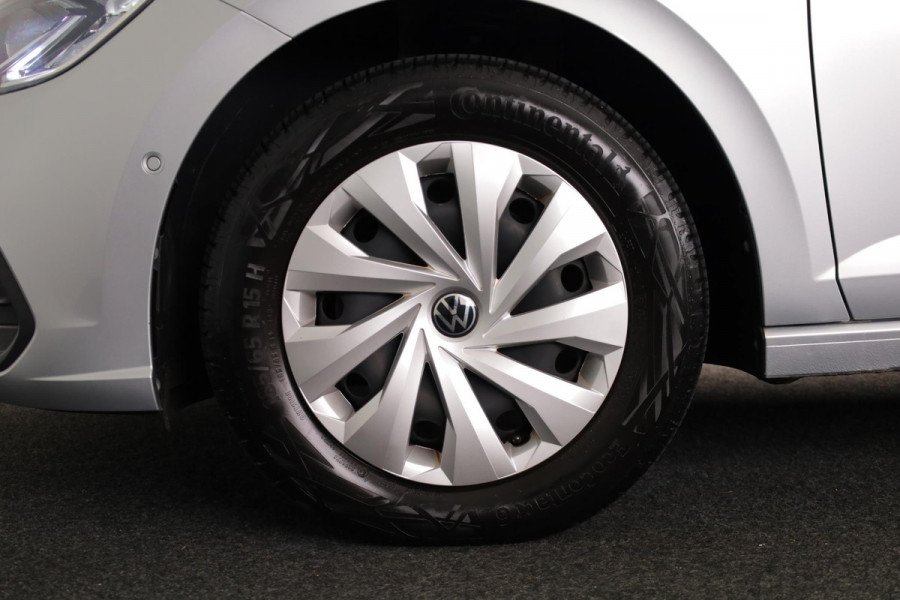 Volkswagen Polo 1.0 TSI Life 95 pk Automaat (DSG) | Navigatie via App | Autom. airco | Parkeersensoren (Park assist) | Adaptieve cruise control | Stoelverwarming |