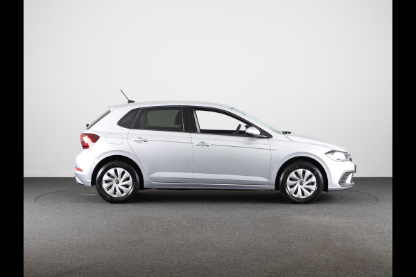 Volkswagen Polo 1.0 TSI Life 95 pk Automaat (DSG) | Navigatie via App | Autom. airco | Parkeersensoren (Park assist) | Adaptieve cruise control | Stoelverwarming |