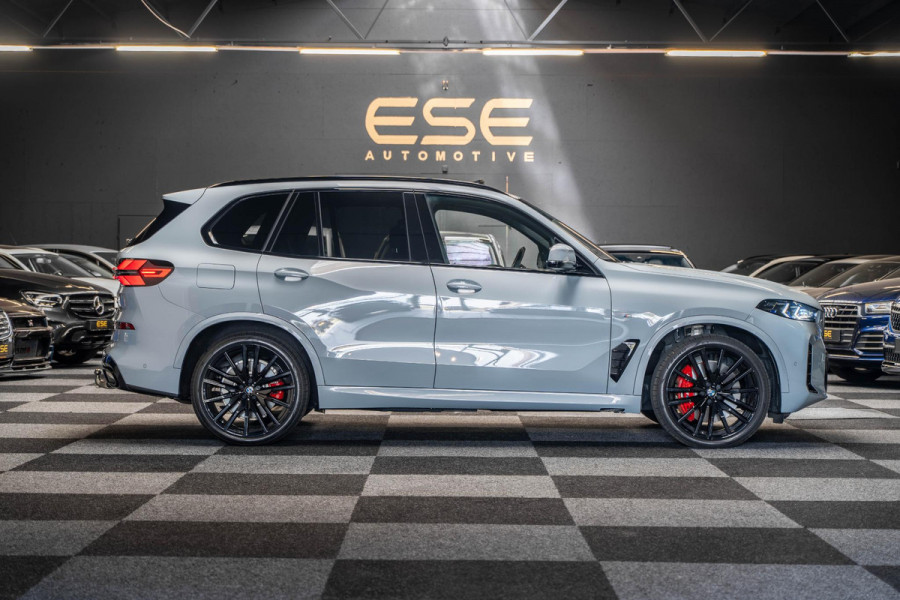 BMW X5 xDrive50e Hybrid M-Sport | Pano Skylounge | HUD | 360 | Brooklyn Grau