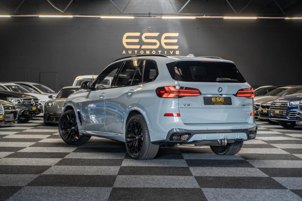BMW X5 xDrive50e Hybrid M-Sport | Pano Skylounge | HUD | 360 | Brooklyn Grau