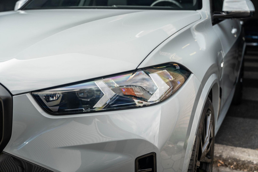 BMW X5 xDrive50e Hybrid M-Sport | Pano Skylounge | HUD | 360 | Brooklyn Grau