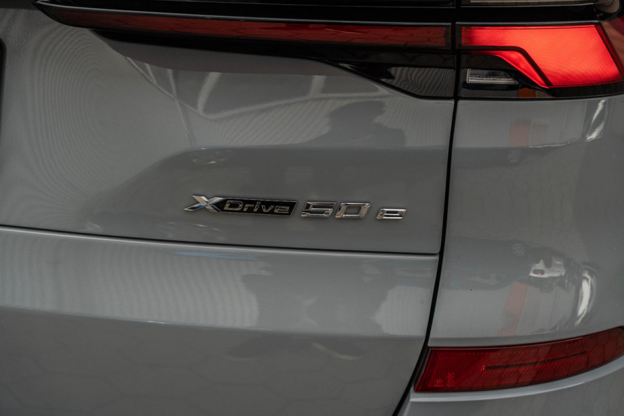 BMW X5 xDrive50e Hybrid M-Sport | Pano Skylounge | HUD | 360 | Brooklyn Grau