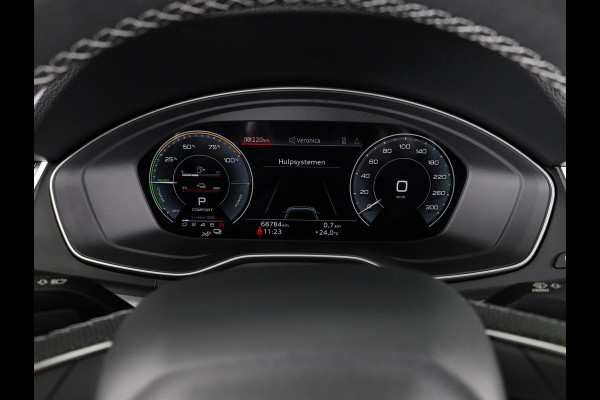 Audi Q5 50 TFSI e S edition 299pk S-tronic | SoH 92% | Navigatie | B&O Audio | Keyless entry | Parkeercamera | Verwarmbare voorstoelen