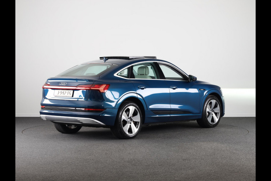 Audi e-tron Sportback 55 quattro Business edition Plus 95 kWh 408pk | SoH 95% | Panoramadak | Trekhaak | B&O Soundsystem | Head up Display | 360° Camera