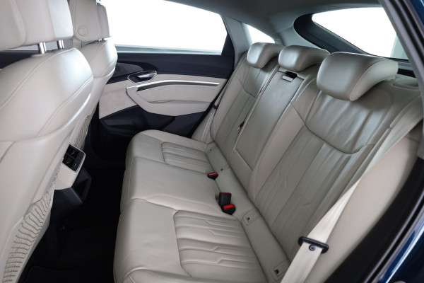 Audi e-tron Sportback 55 quattro Business edition Plus 95 kWh 408pk | SoH 95% | Panoramadak | Trekhaak | B&O Soundsystem | Head up Display | 360° Camera