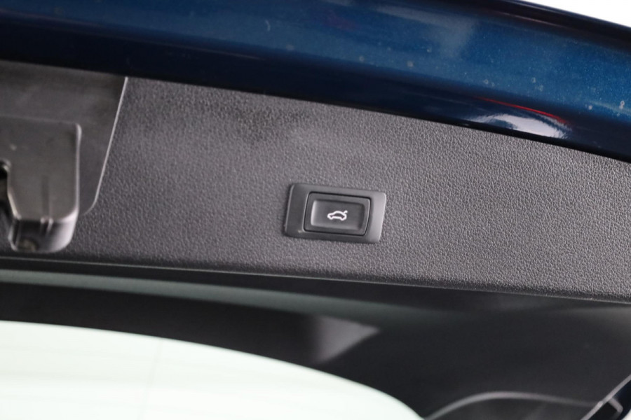 Audi e-tron Sportback 55 quattro Business edition Plus 95 kWh 408pk | SoH 95% | Panoramadak | Trekhaak | B&O Soundsystem | Head up Display | 360° Camera