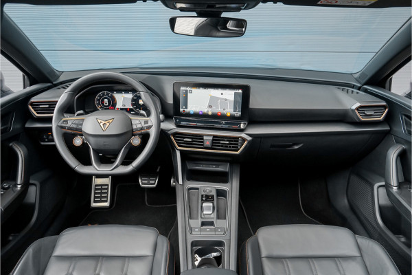 Seat Leon CUPRA 2.0 TSI 301PK Pano Leder Beats CarPlay Camera