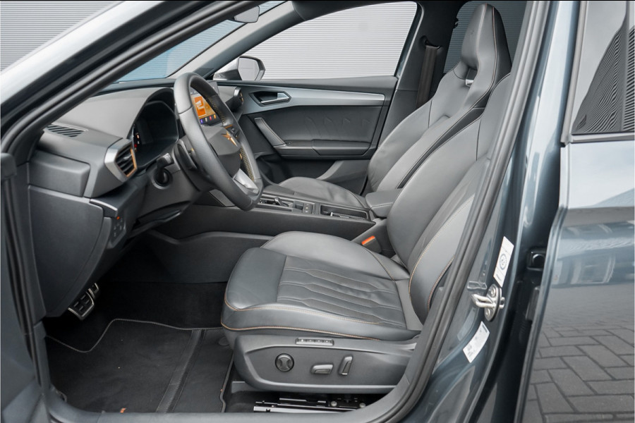Seat Leon CUPRA 2.0 TSI 301PK Pano Leder Beats CarPlay Camera
