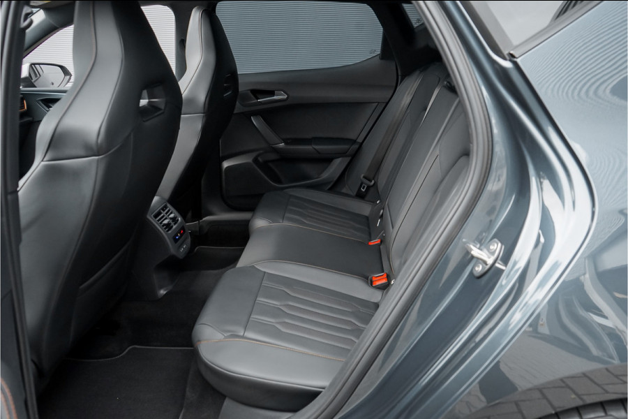 Seat Leon CUPRA 2.0 TSI 301PK Pano Leder Beats CarPlay Camera