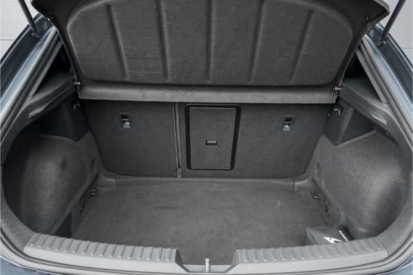 Seat Leon CUPRA 2.0 TSI 301PK Pano Leder Beats CarPlay Camera