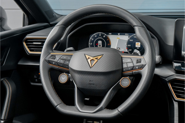 Seat Leon CUPRA 2.0 TSI 301PK Pano Leder Beats CarPlay Camera
