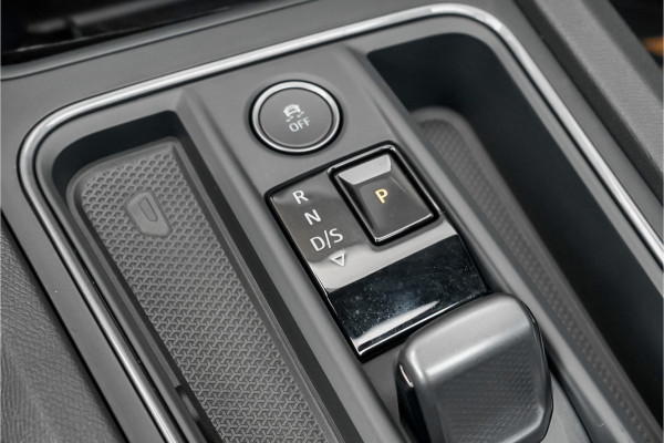 Seat Leon CUPRA 2.0 TSI 301PK Pano Leder Beats CarPlay Camera