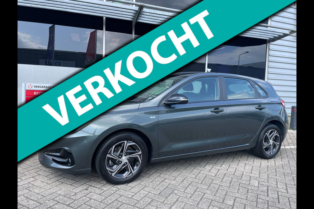 Hyundai i30 1.0 T-GDi MHEV Comfort Smart / camera / navigatie Hyundai i30 1.0 T-GDi MHEV Comfort Smart / camera / navigatie