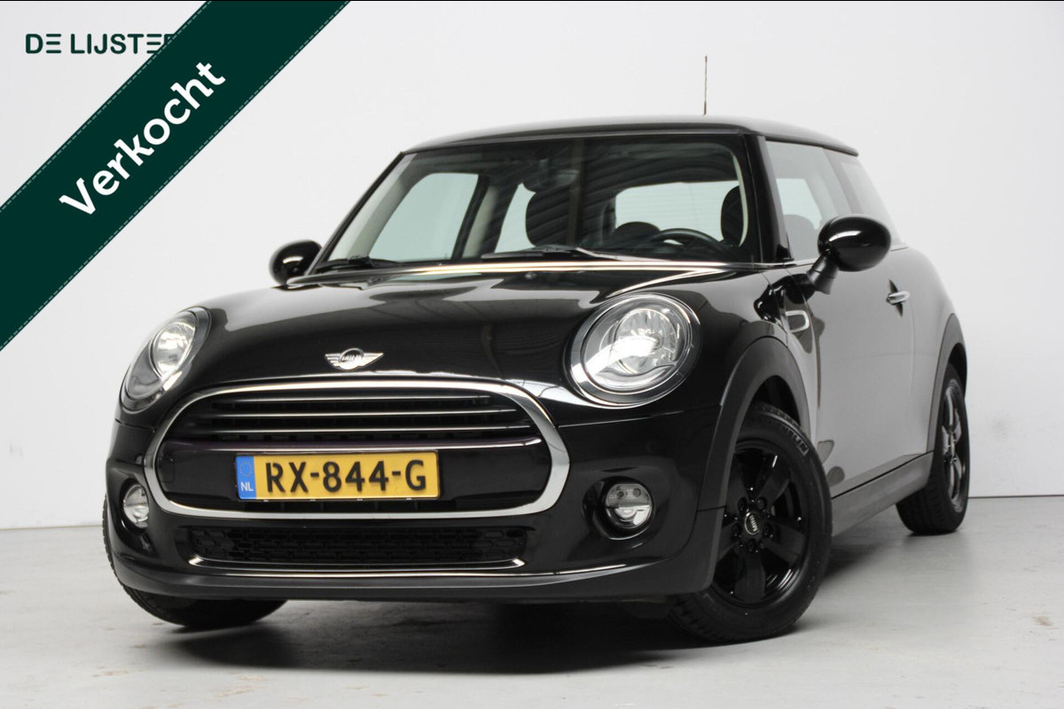 MINI Mini 1.5 Cooper Sport Business 136 PK | Navigatie | Cruise | Airco | PDC | Bluetooth | NL-Auto | MINI Mini 1.5 Cooper Sport Business 136 PK | Navigatie | Cruise | Airco | PDC | Bluetooth | NL-Auto |