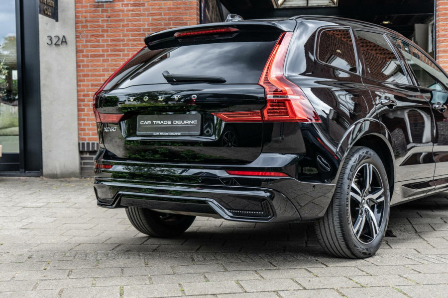 Volvo XC60 2.0 B4 R-Design Pano / Memory / 360
