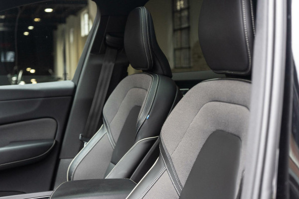 Volvo XC60 2.0 B4 R-Design Pano / Memory / 360