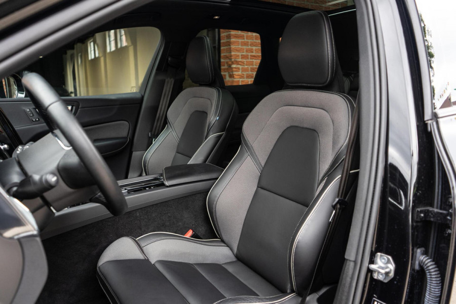 Volvo XC60 2.0 B4 R-Design Pano / Memory / 360