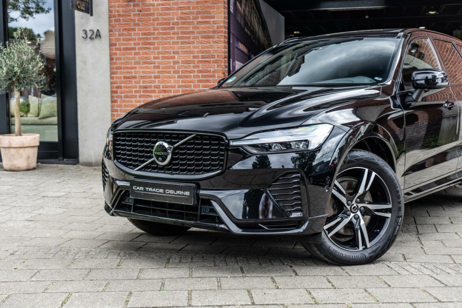 Volvo XC60 2.0 B4 R-Design Pano / Memory / 360