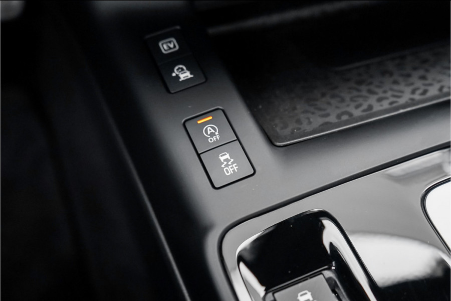 Jaguar E-Pace 1.5 P300e AWD R-Dynamic Pano CarPlay Leer