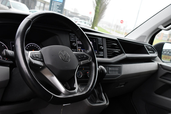 Volkswagen Transporter 2.0 TDI L2H1 30 Highline PB Edition Cruise, Camera, Carplay, LED, 150PK, Automaat, Sensoren, Multimedia, UNIEK!