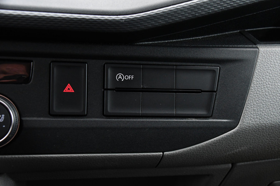 Volkswagen Transporter 2.0 TDI L2H1 30 Highline PB Edition Cruise, Camera, Carplay, LED, 150PK, Automaat, Sensoren, Multimedia, UNIEK!