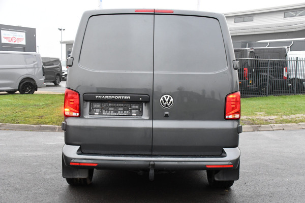 Volkswagen Transporter 2.0 TDI L2H1 30 Highline PB Edition Cruise, Camera, Carplay, LED, 150PK, Automaat, Sensoren, Multimedia, UNIEK!